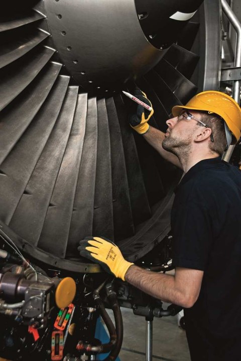 Marker lakierowy 2-4mm 750 czarny EDDING końcówka okrągła